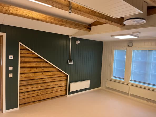 e2cb33_0371df944fa84522b6823fe7e14bc5ee~mv2