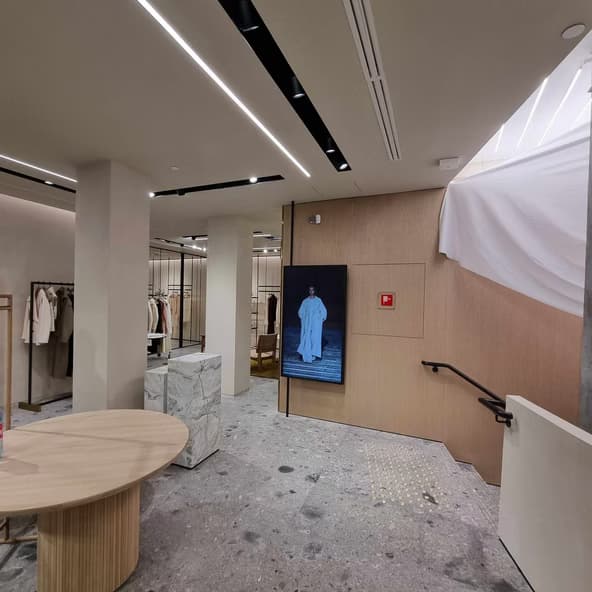 e2cb33_1be68d9d1af84034b1e92926047f1952~mv2