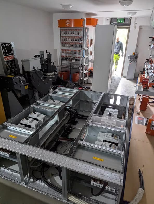 e2cb33_9b9646761e5e4988a4d55846b440abe9~mv2