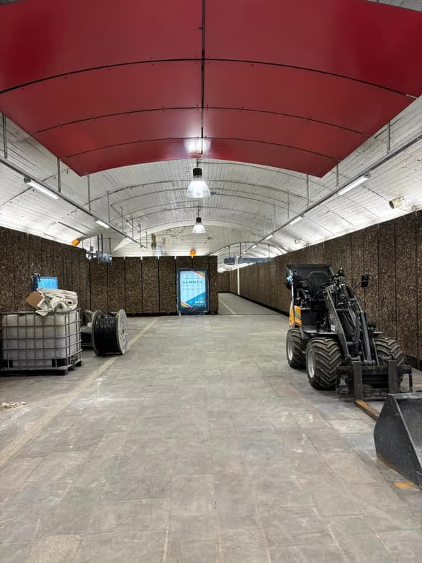 e2cb33_9fa17555122a4b32b04943dc48ea718a~mv2