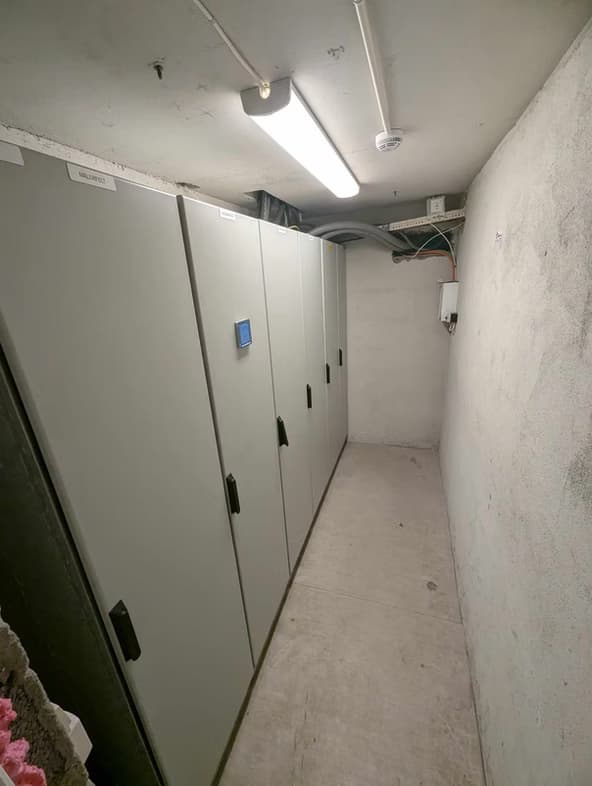 e2cb33_b1de3a2e52f541fc8cb129b56f78cb31~mv2