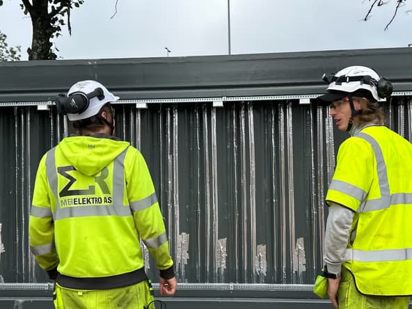 e2cb33_bf1a44bed32d471590f15a0b950ab0f0~mv2